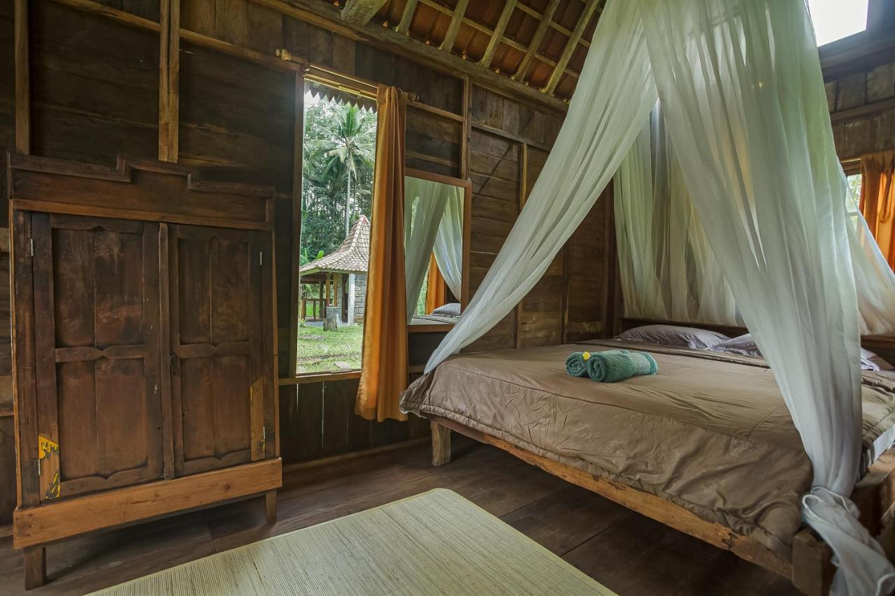Tepi Sawah Lodge & Retreat Jatiluwih Exterior photo