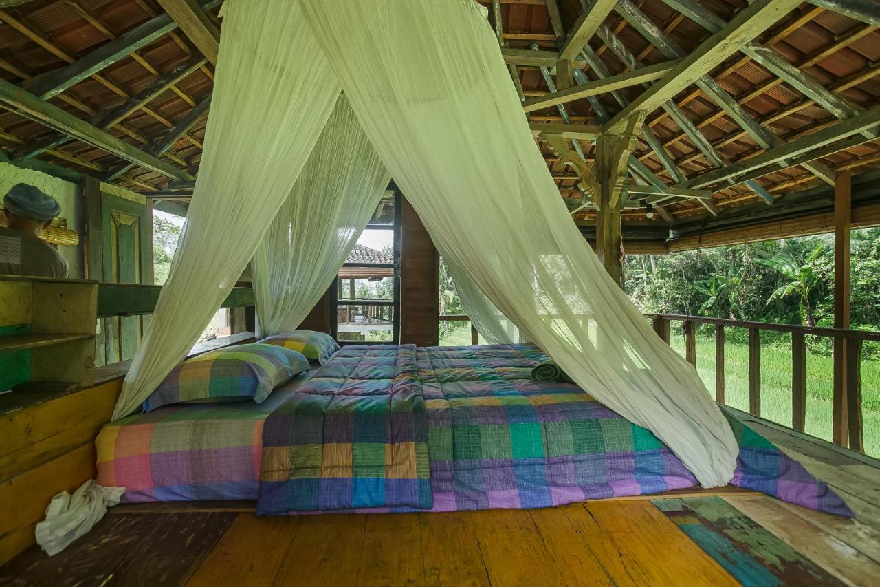Tepi Sawah Lodge & Retreat Jatiluwih Exterior photo